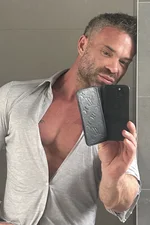 Sam Prague male escort